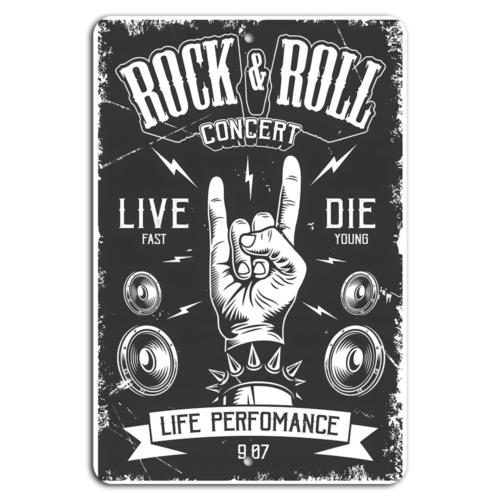 Live Fast, Rock Hard: Konser y - Live Rock ulasan dan harga